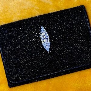 Infinity Stingray Wallet - Trifold Wallet